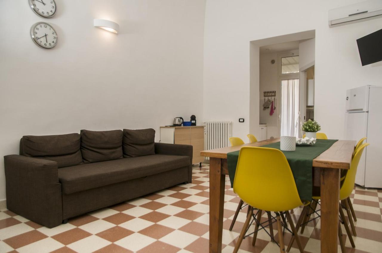 Palazzo Italia Apartments バーリ エクステリア 写真