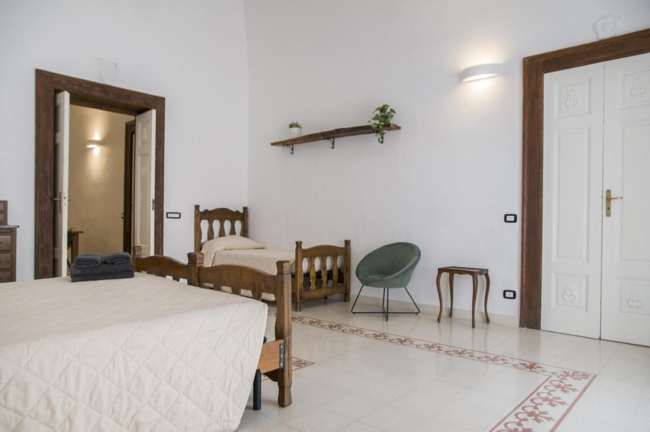 Palazzo Italia Apartments バーリ エクステリア 写真
